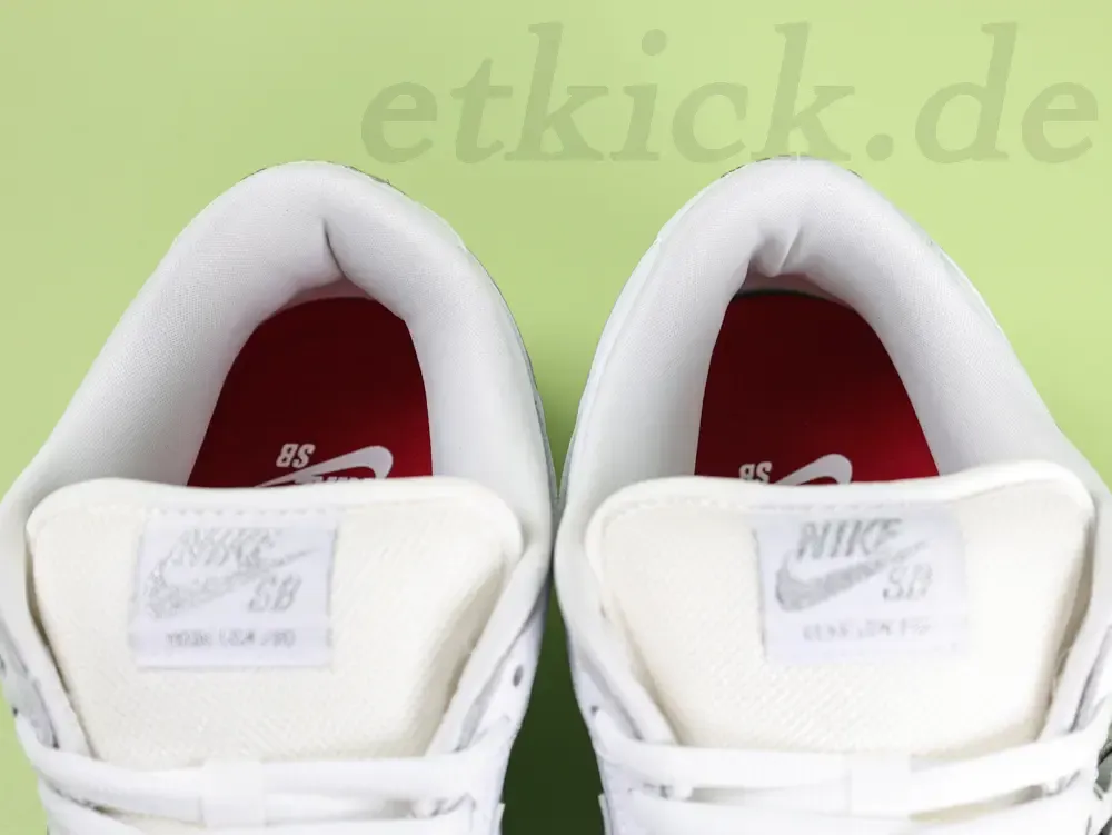 Dunk Low Supreme White Sneakers - Image 5