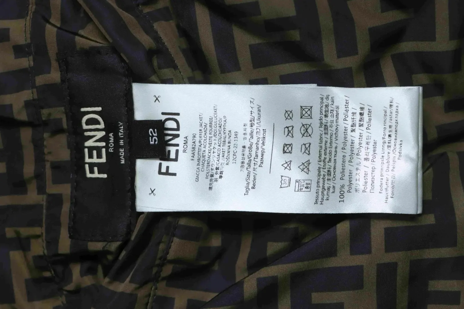 FD Reversible Down Jacket With Hood And FF Monogram - Image 10