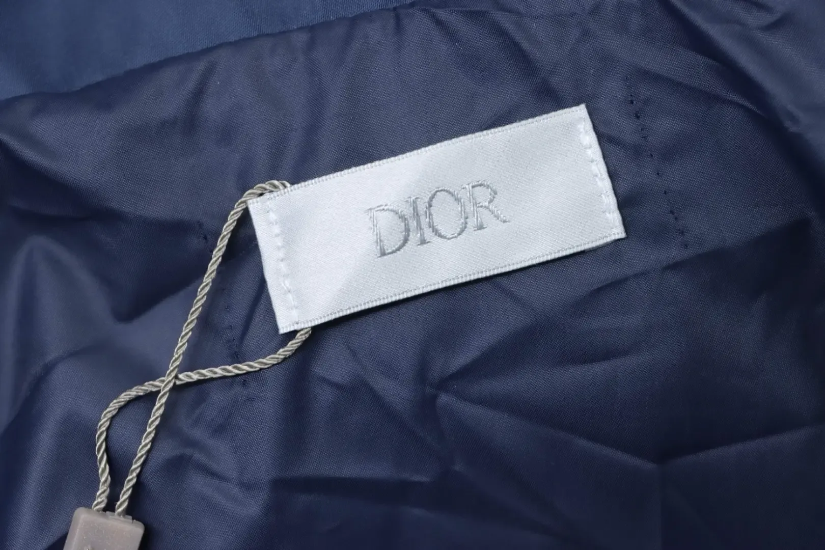 Fully Woven Hooded Jacket With Zipper - Image 12