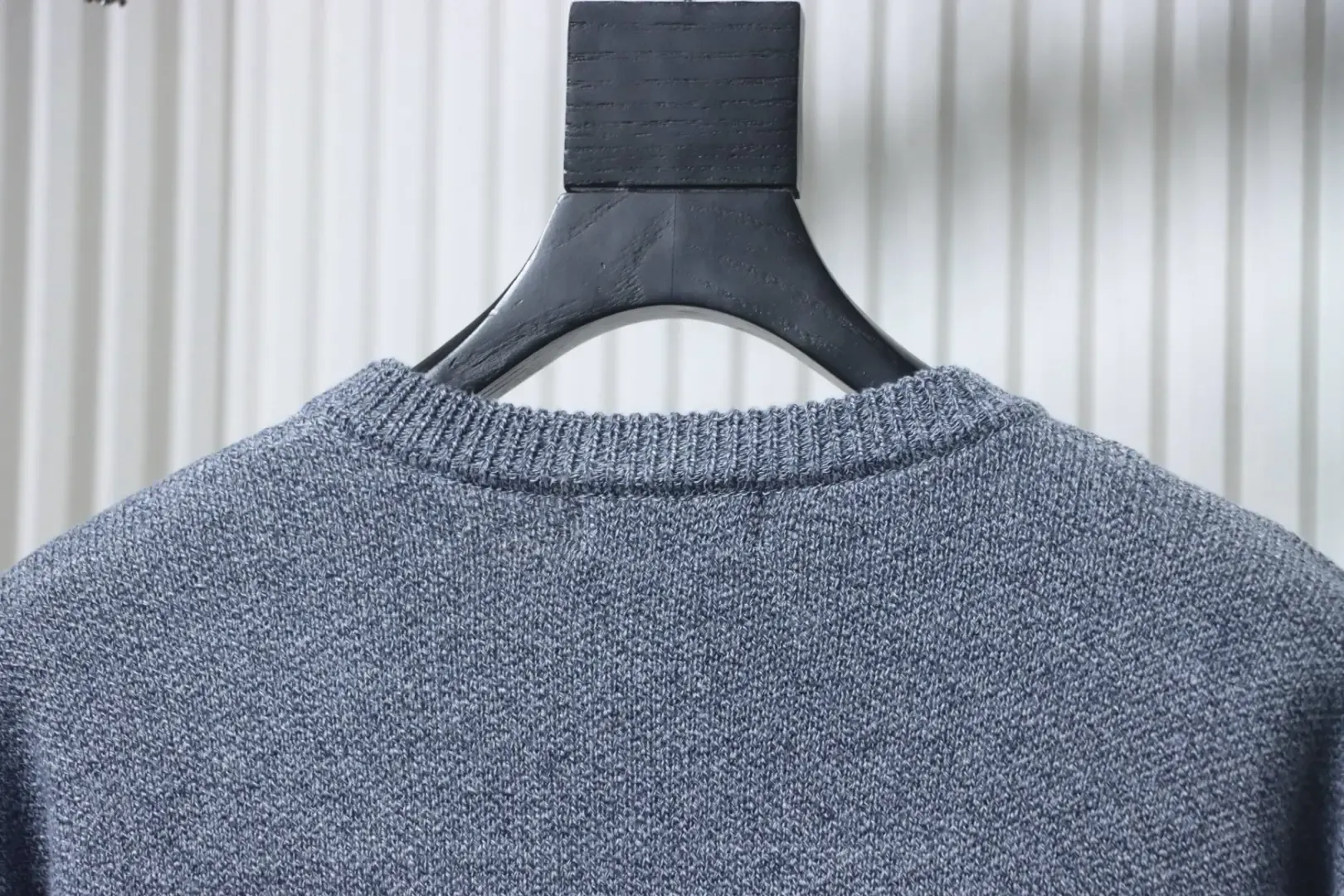 Jacquard Logo Knitted Sweater With A Round Neckline - Image 4