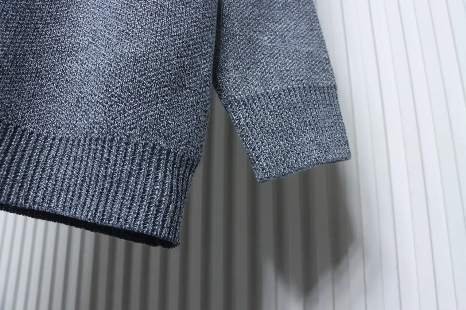 Jacquard Logo Knitted Sweater With A Round Neckline - Image 5