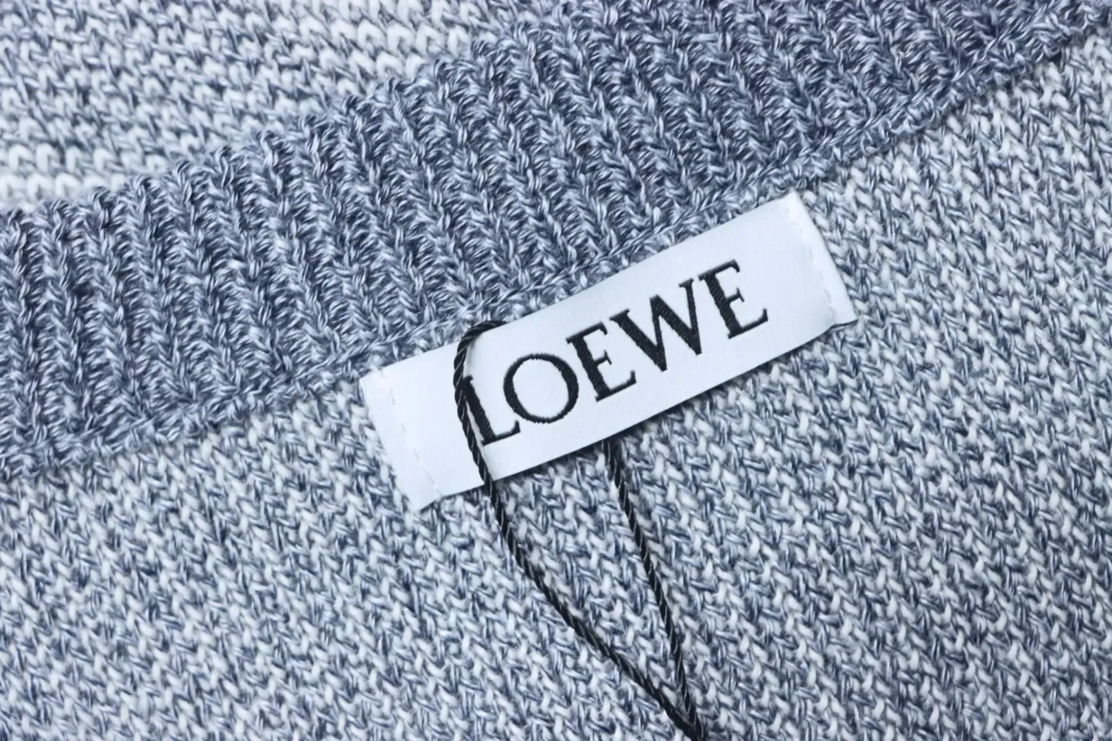 Jacquard Logo Knitted Sweater With A Round Neckline - Image 9