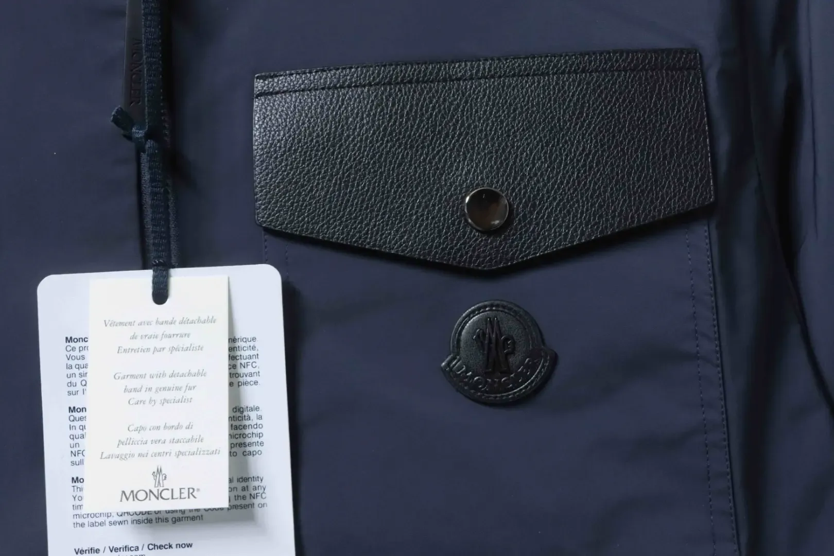 Moncler 25FW Pocket Logo Hooded Down Jacket - etkick reps