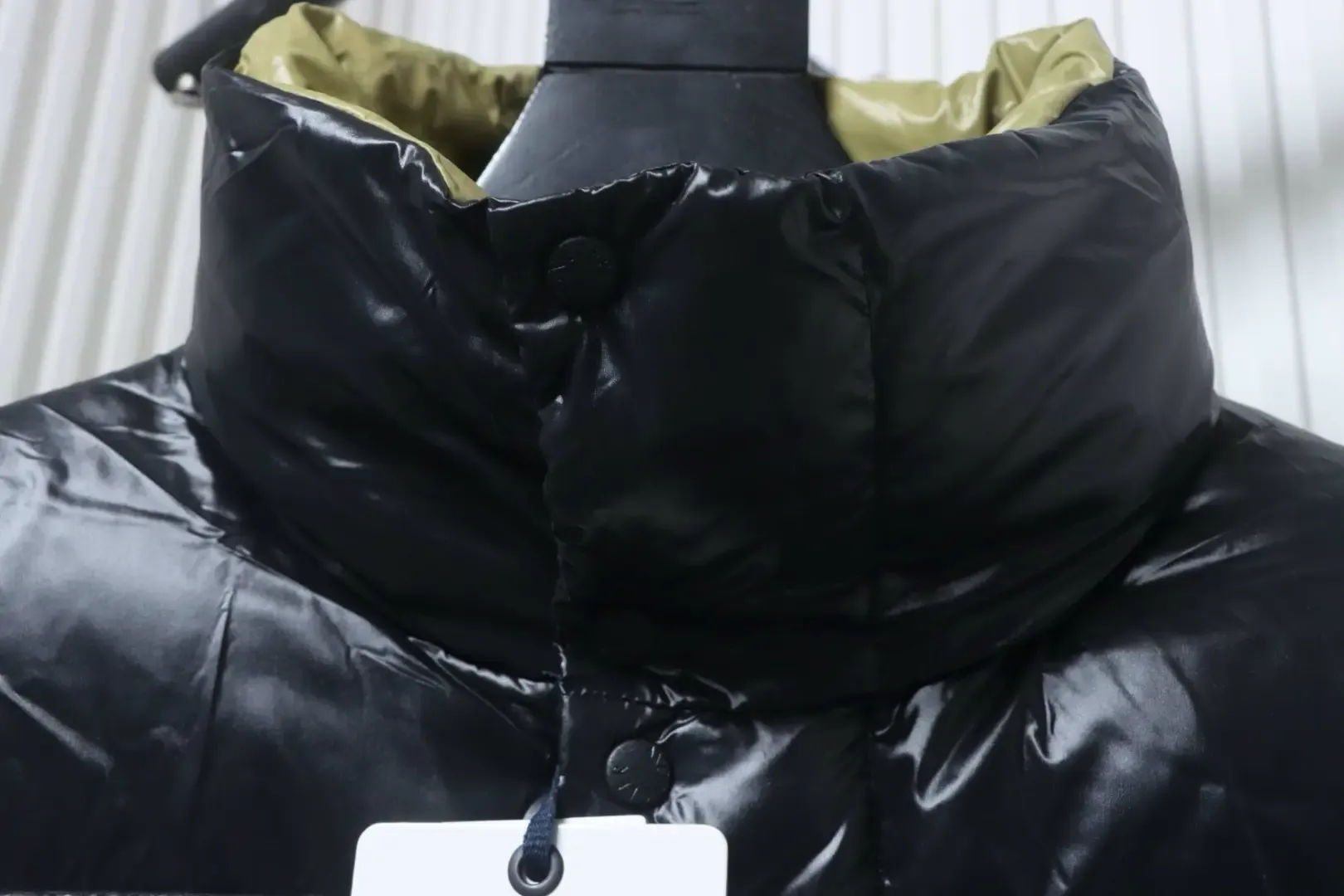 Moncler Dervox Down Jacket With A Short Stand Up Collar - Image 4