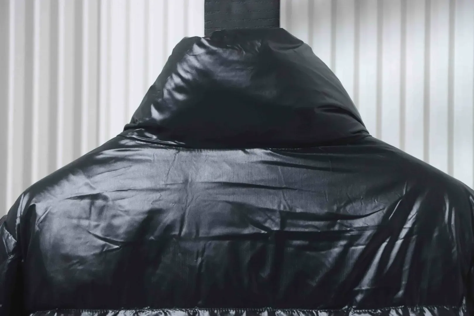 Moncler Dervox Down Jacket With A Short Stand Up Collar - Image 5