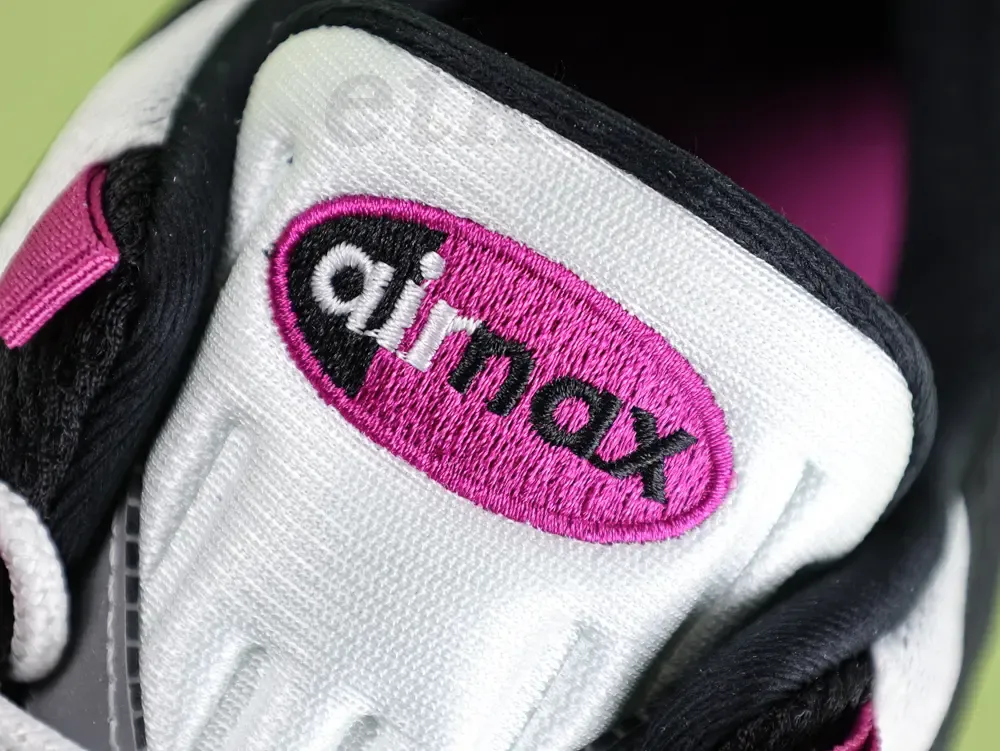 Nike SB x Air Max 95 Cactus Flower - Image 7