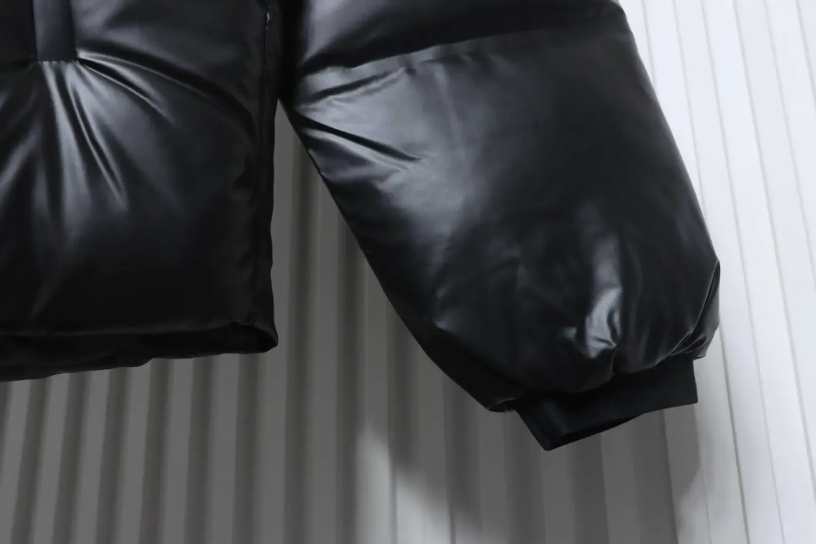 Red Striped Down Jacket S–XXL - Image 7