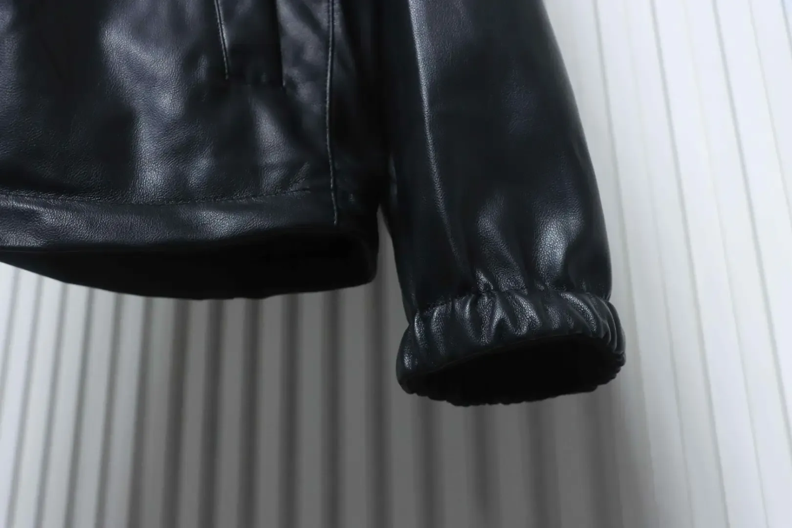 Reversible Hooded Jacket Made Of Leather And Nylon - Image 5