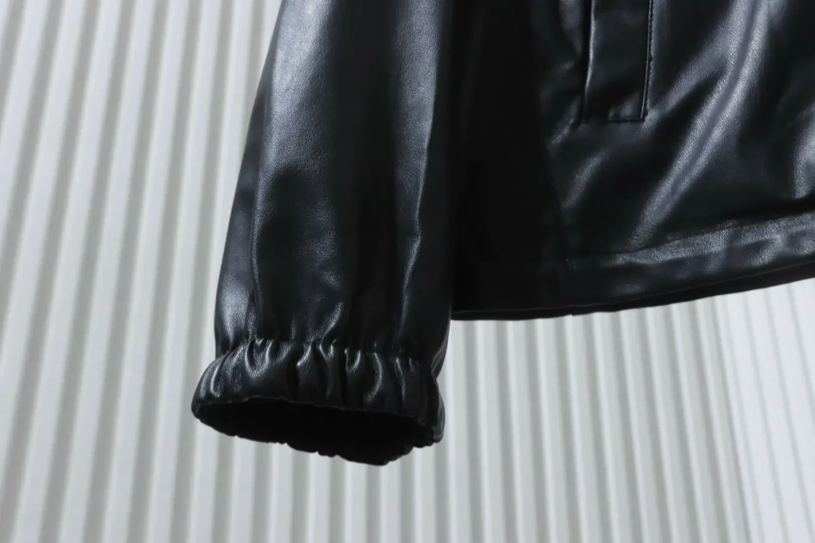 Reversible Hooded Jacket Made Of Leather And Nylon - Image 6