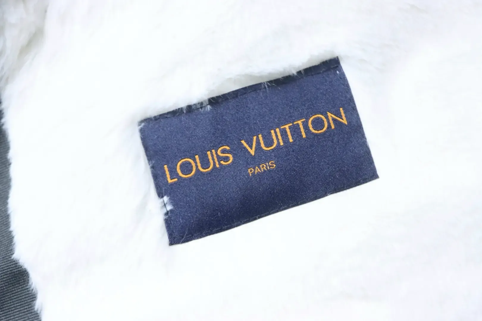 SKI Collection Dark Patterned Down Jacket With Hood And Sleeves - Image 11