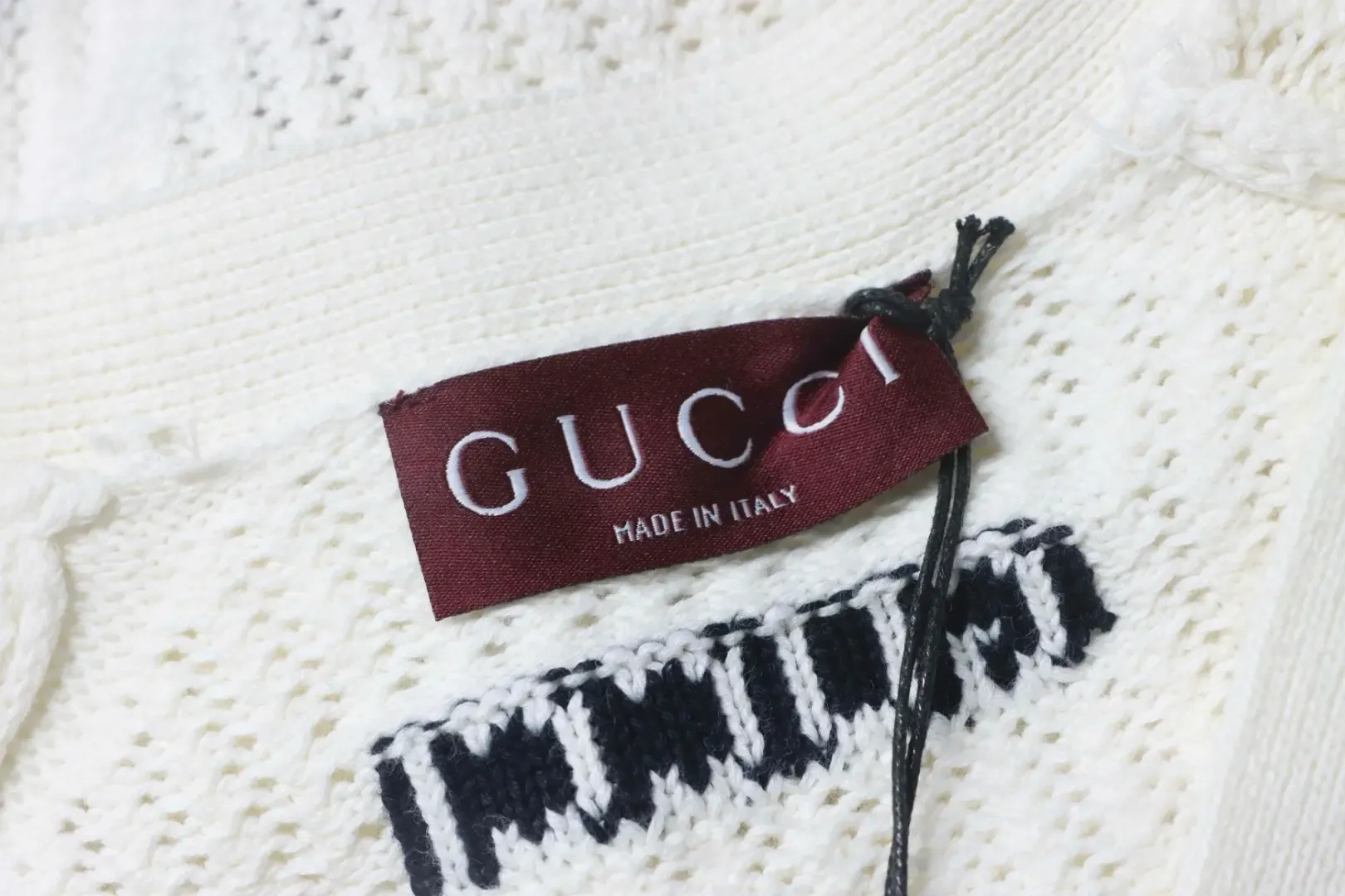 Striped Coarsely Knitted Cardigan With A Hem - etkick reps