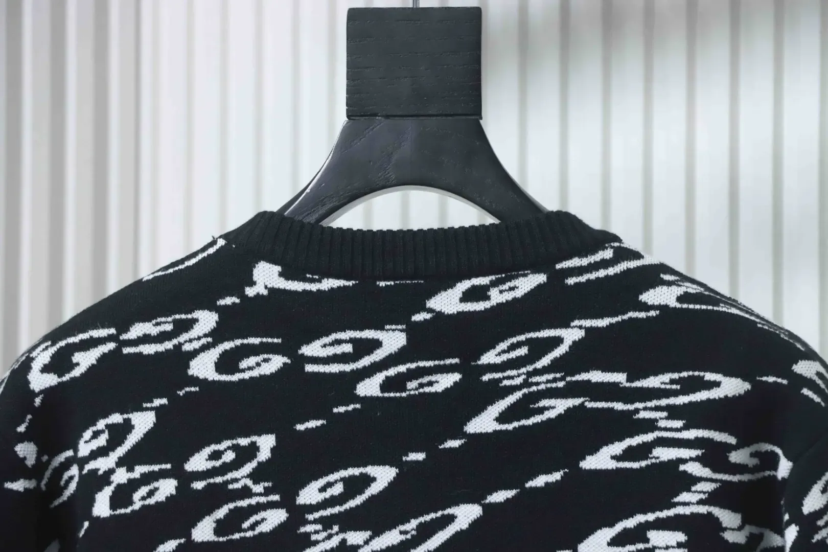 Sweater With A Twisted Double G Jacquard Pattern - Image 4