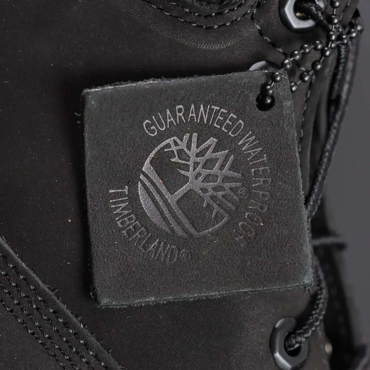 Timberland Classic Outdoor Short Barrel Versatile Work Boots Black - Image 14