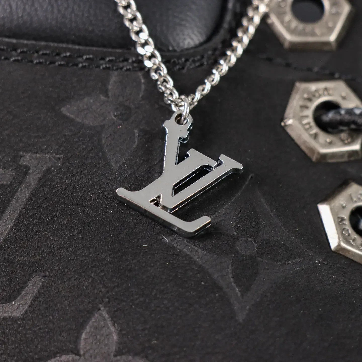 Timberland X LU – 6-Inch Martin Boots Made Of Cowhide Leather Black - Image 12