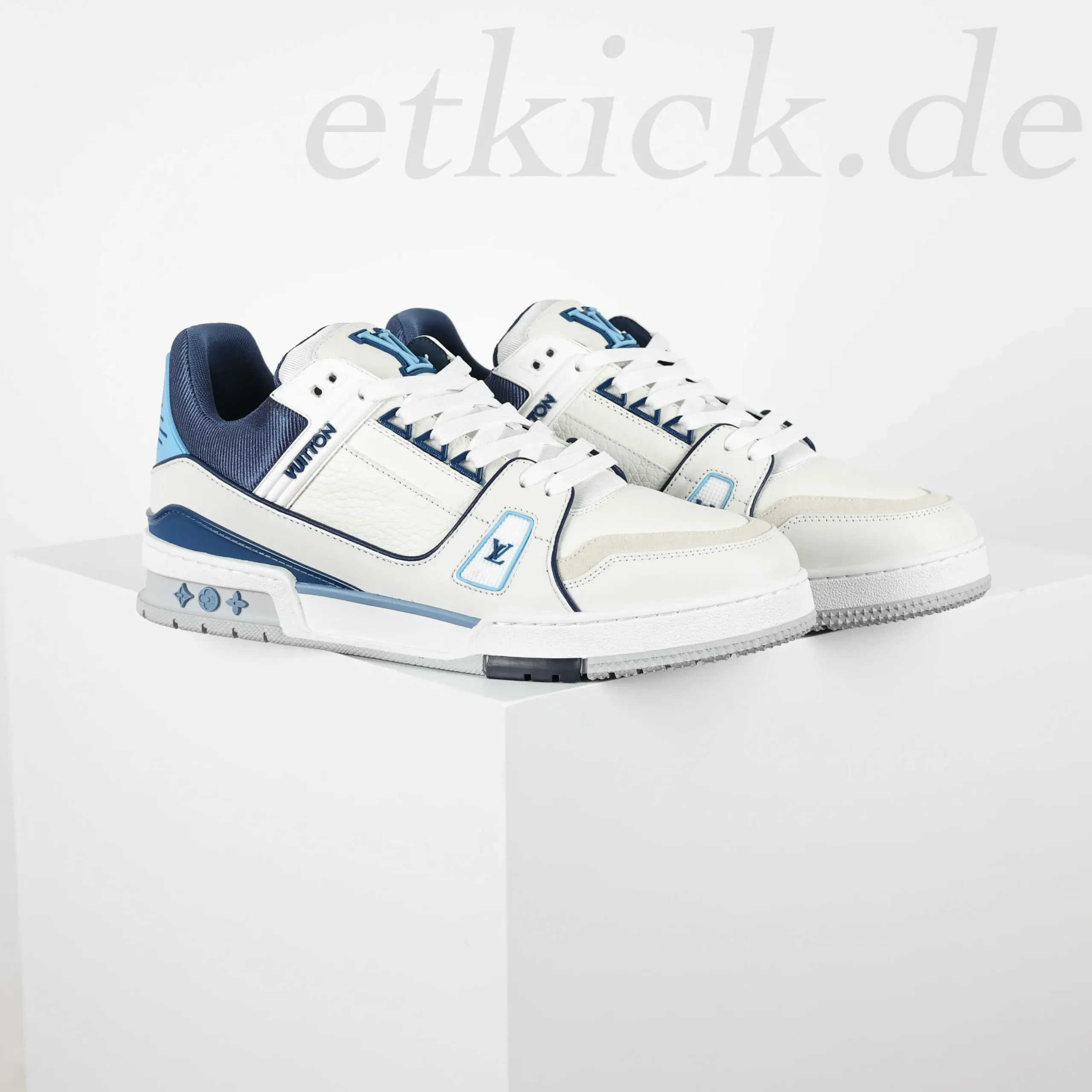 Trainer Sneakers Low Sneakers in Blue and White - Image 2