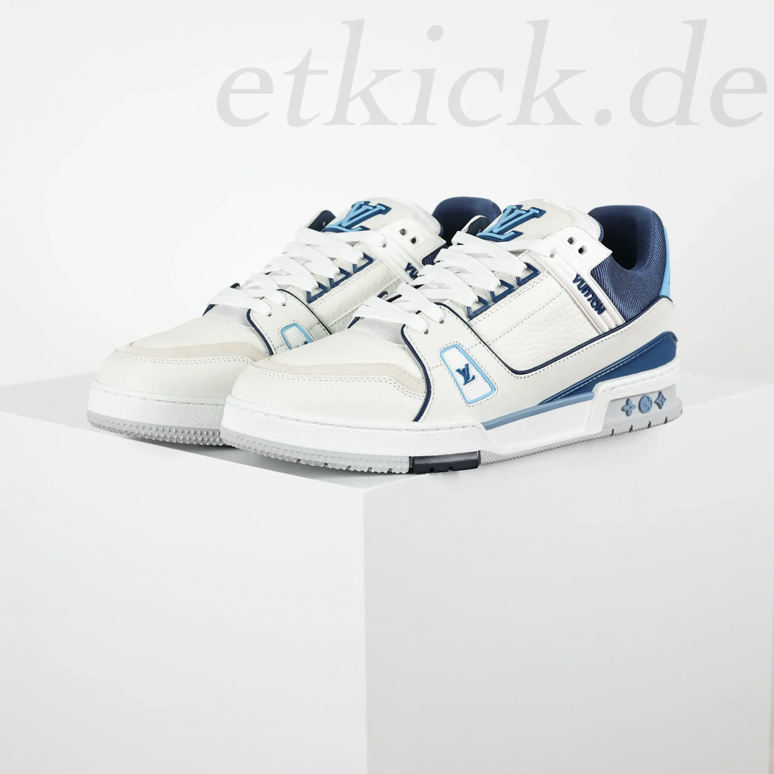 Trainer Sneakers Low Sneakers in Blue and White - Image 3