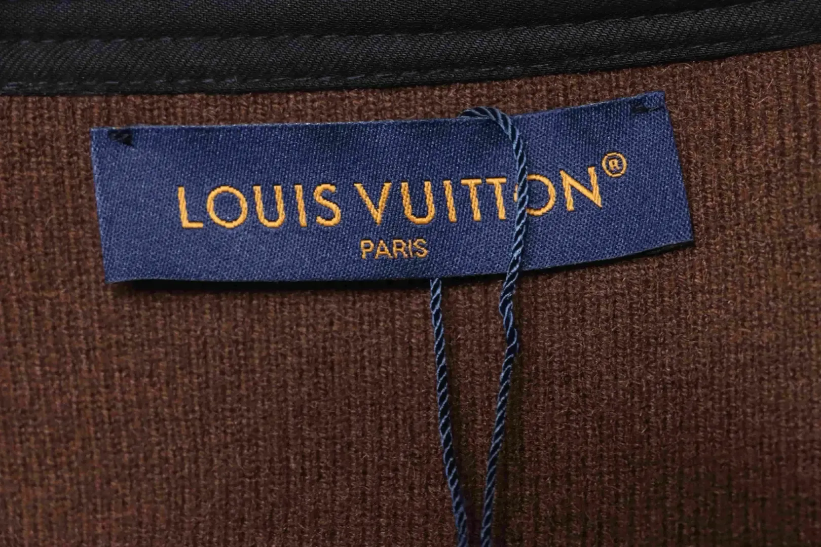 Triple Reflective Logo Embellishment With A Floral Pattern On A Cardigan With A Kimono Collar - etkick reps