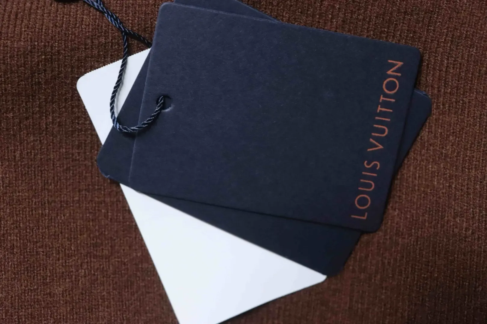 Triple Reflective Logo Embellishment With A Floral Pattern On A Cardigan With A Kimono Collar - etkick reps