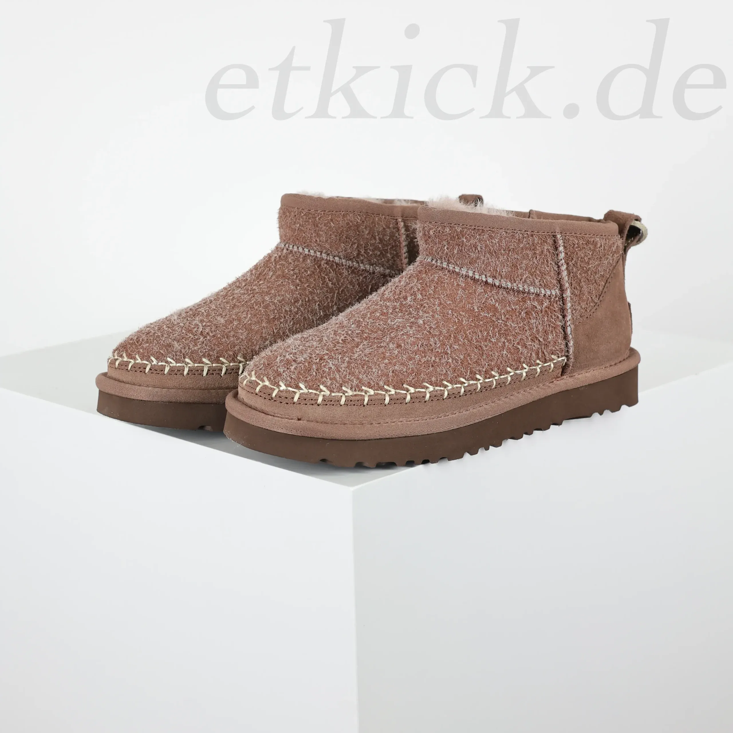 UGG women's snow boots in two colors - Image 3