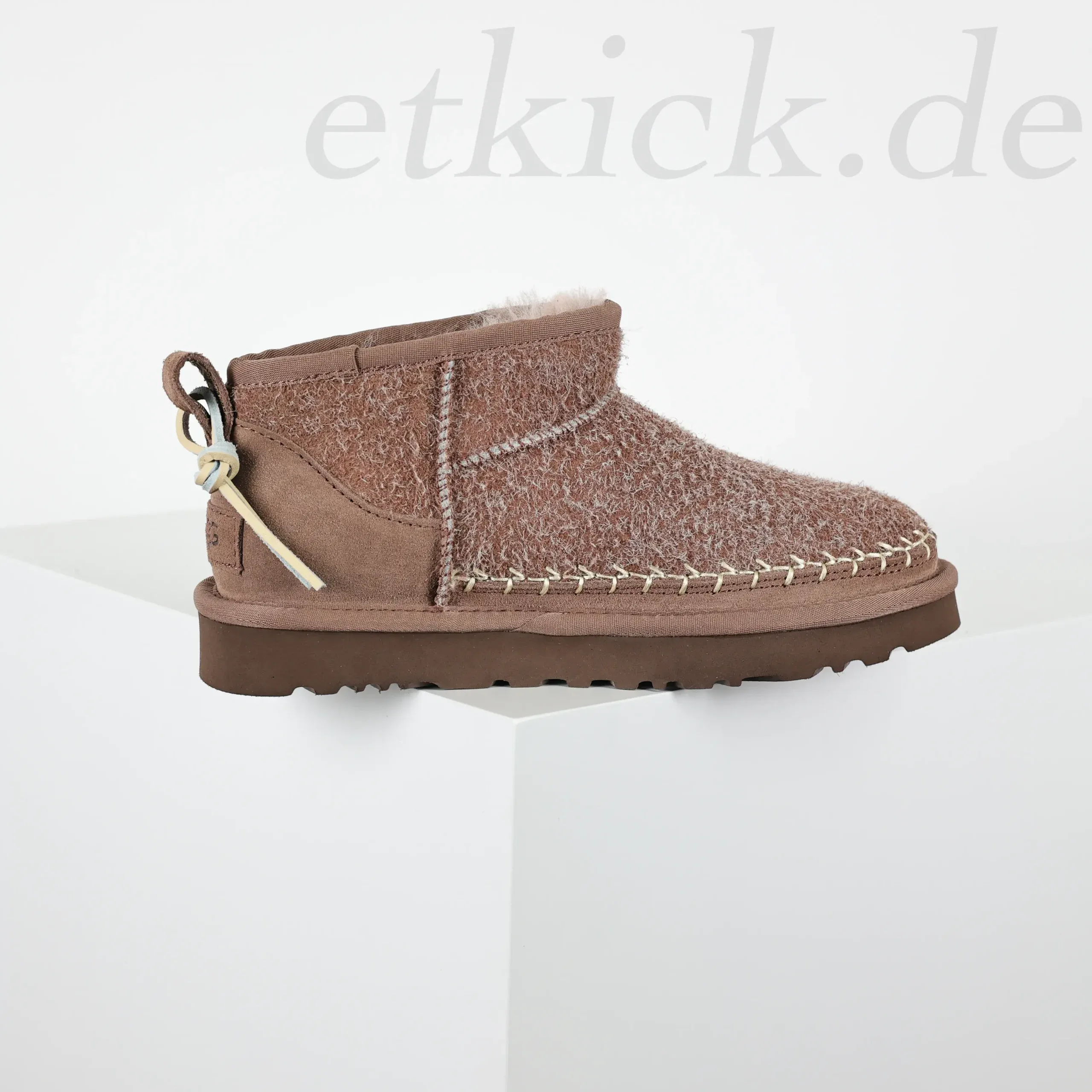 UGG women's snow boots in two colors - Image 5