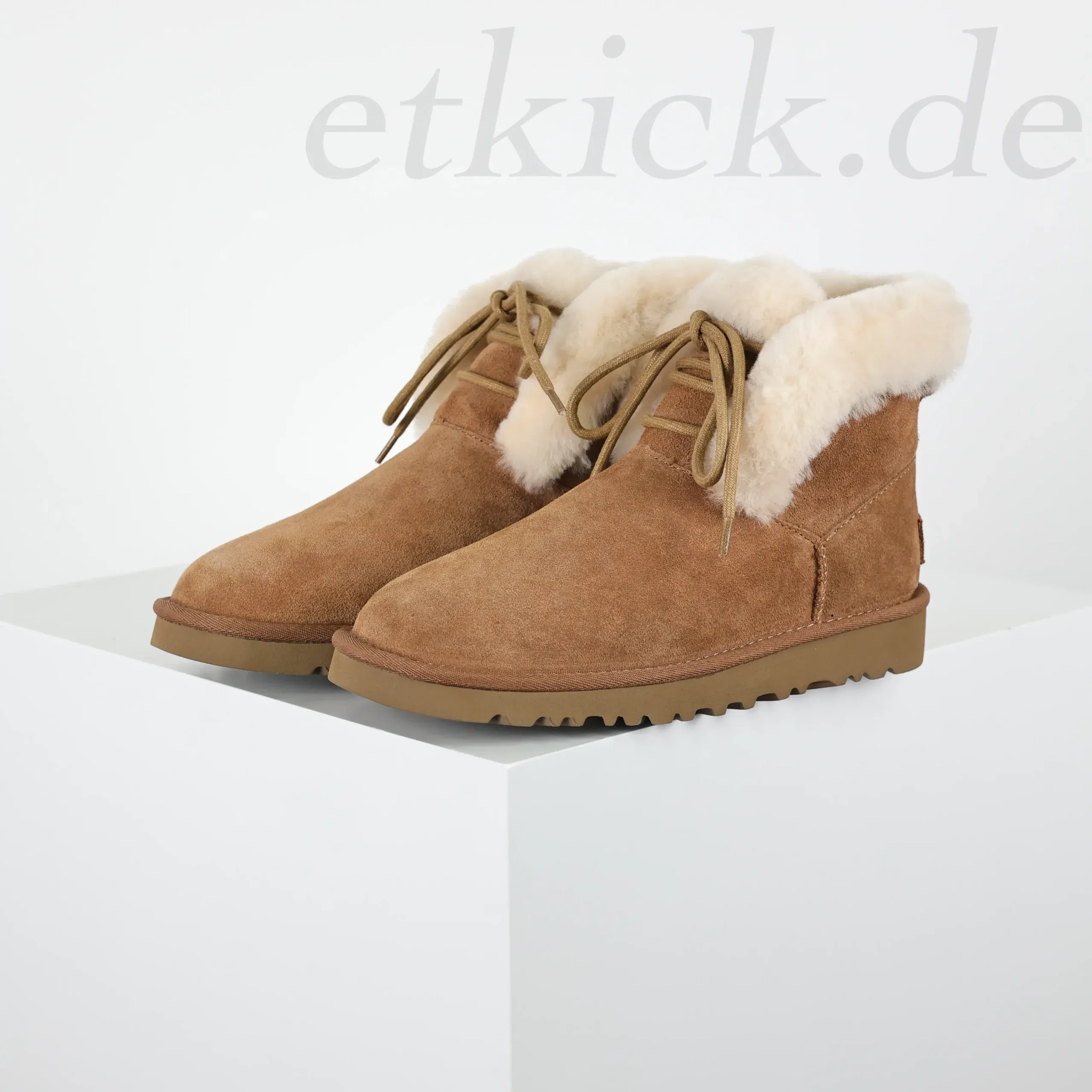 Ugg Classic Women'S Snow Boots - Image 2