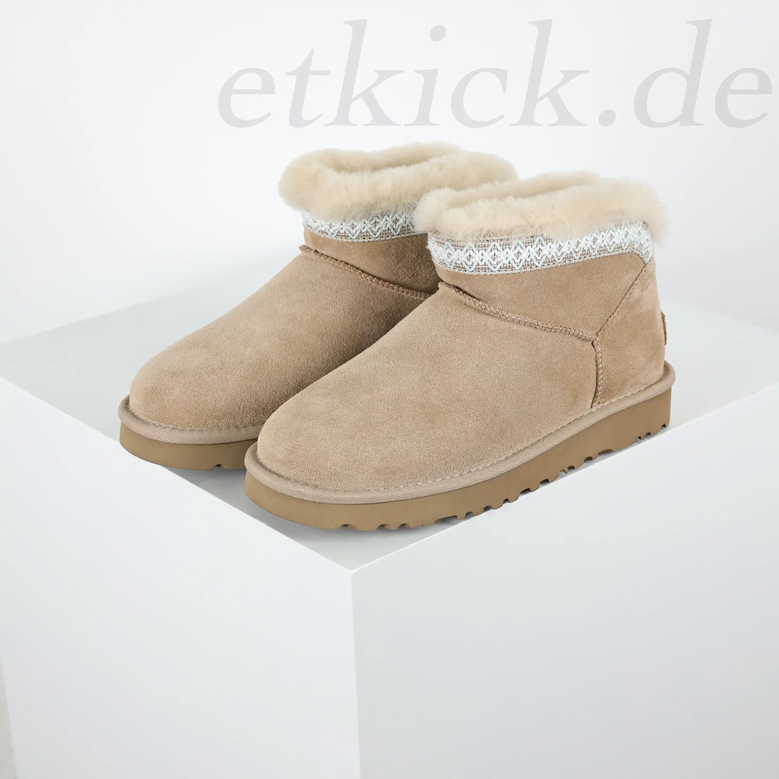 Ugg Classic Women'S Snow Boots - Image 18