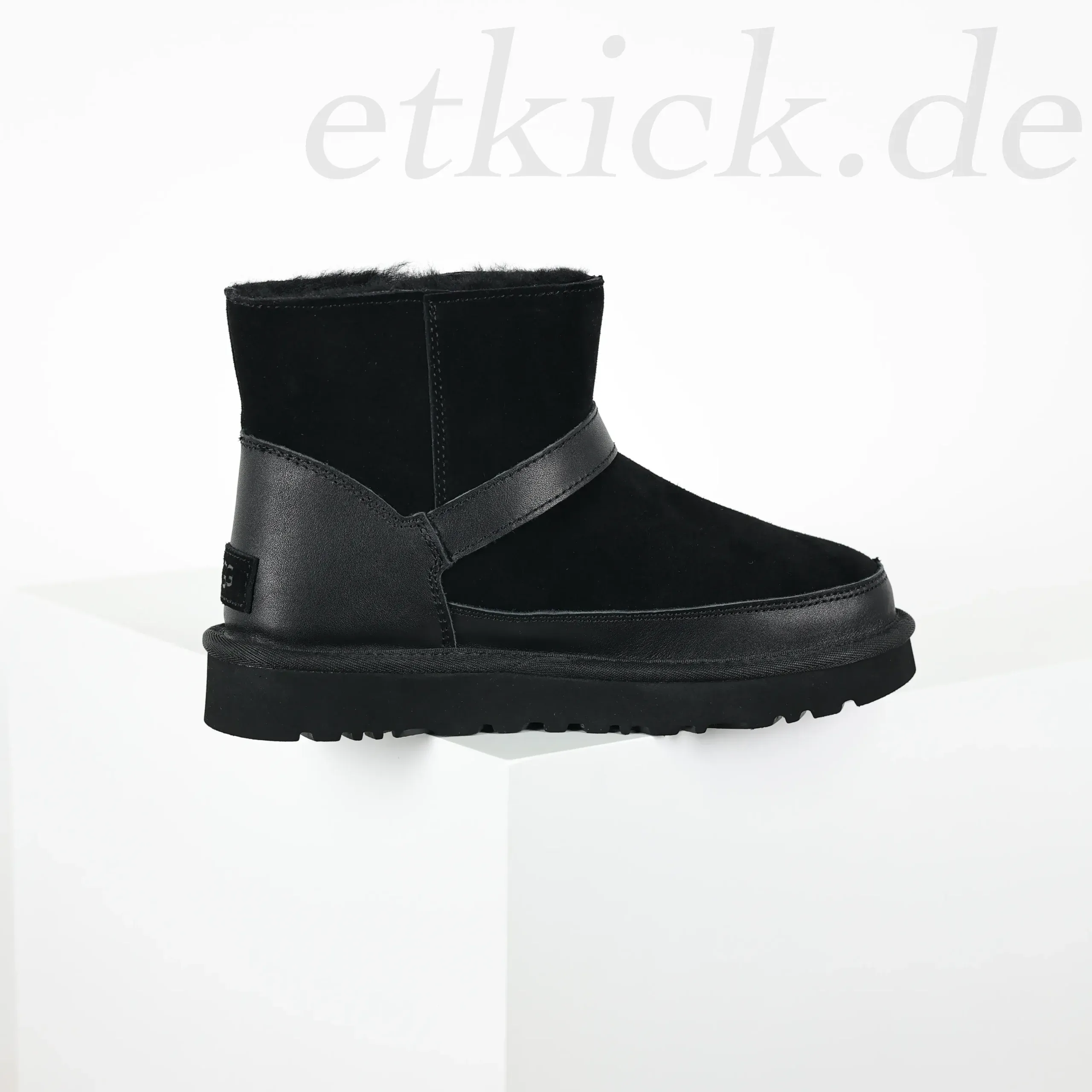 Ugg Classic Women'S Snow Boots In Various Colors - Image 5