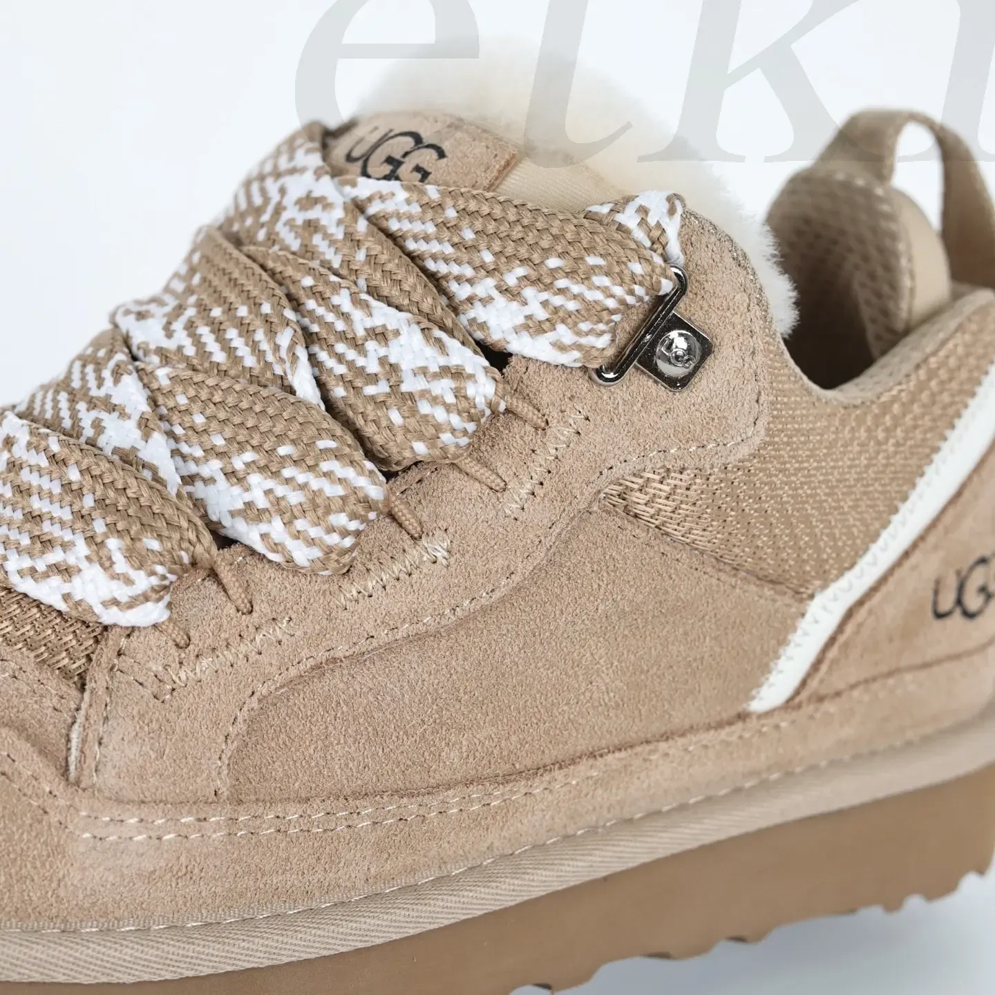 Ugg Moccasin Snow Boots Made Of Suede With Mesh Inserts Light Brown - Image 11