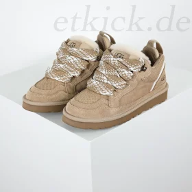 Ugg Moccasin Snow Boots Made Of Suede With Mesh Inserts Light Brown