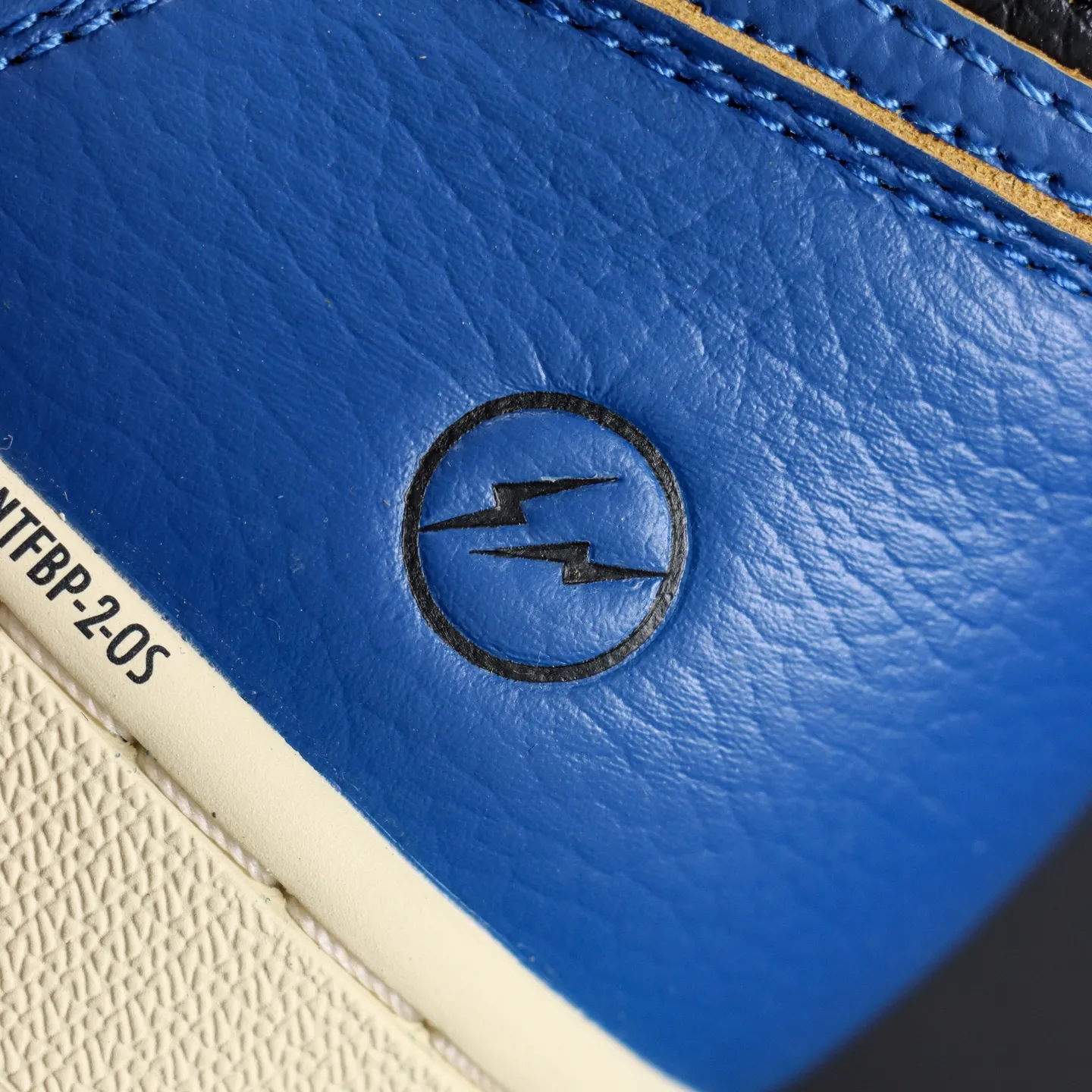 Air Jordan 1 Rtr Hi OG SP Black & White & Blue - etkick reps