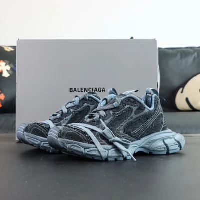 Balenciaga 3XL Used-Look Platform Sneakers with Round Toe and Lace Up Closure in Blue - etkick reps