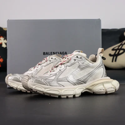 Balenciaga 3Xl Used Look Platform Sneakers With Round Toe Lacing And Chunky Profile In Silver And Red - etkick reps