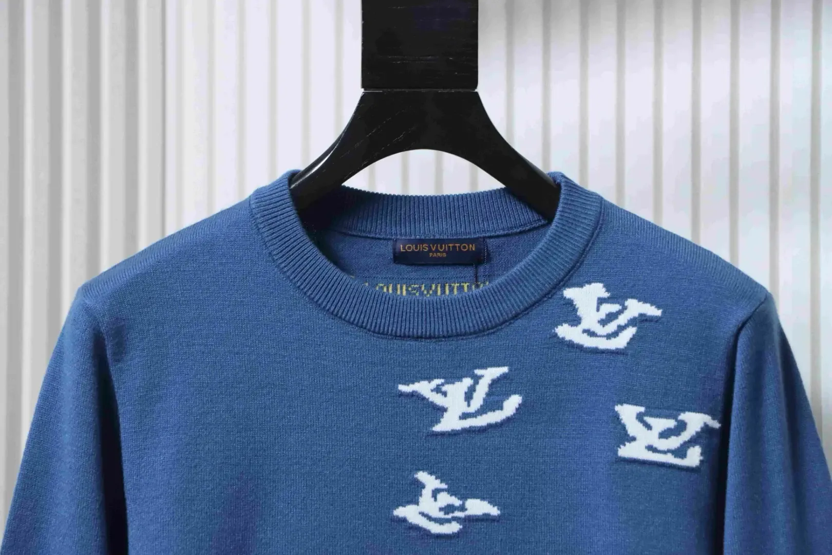 Cloud Jazz Pullover With Small Jacquard Neckline And Round Neck - etkick reps