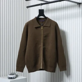 Coat With Embossed Logo Letter Zipper And Embroidered Lapel