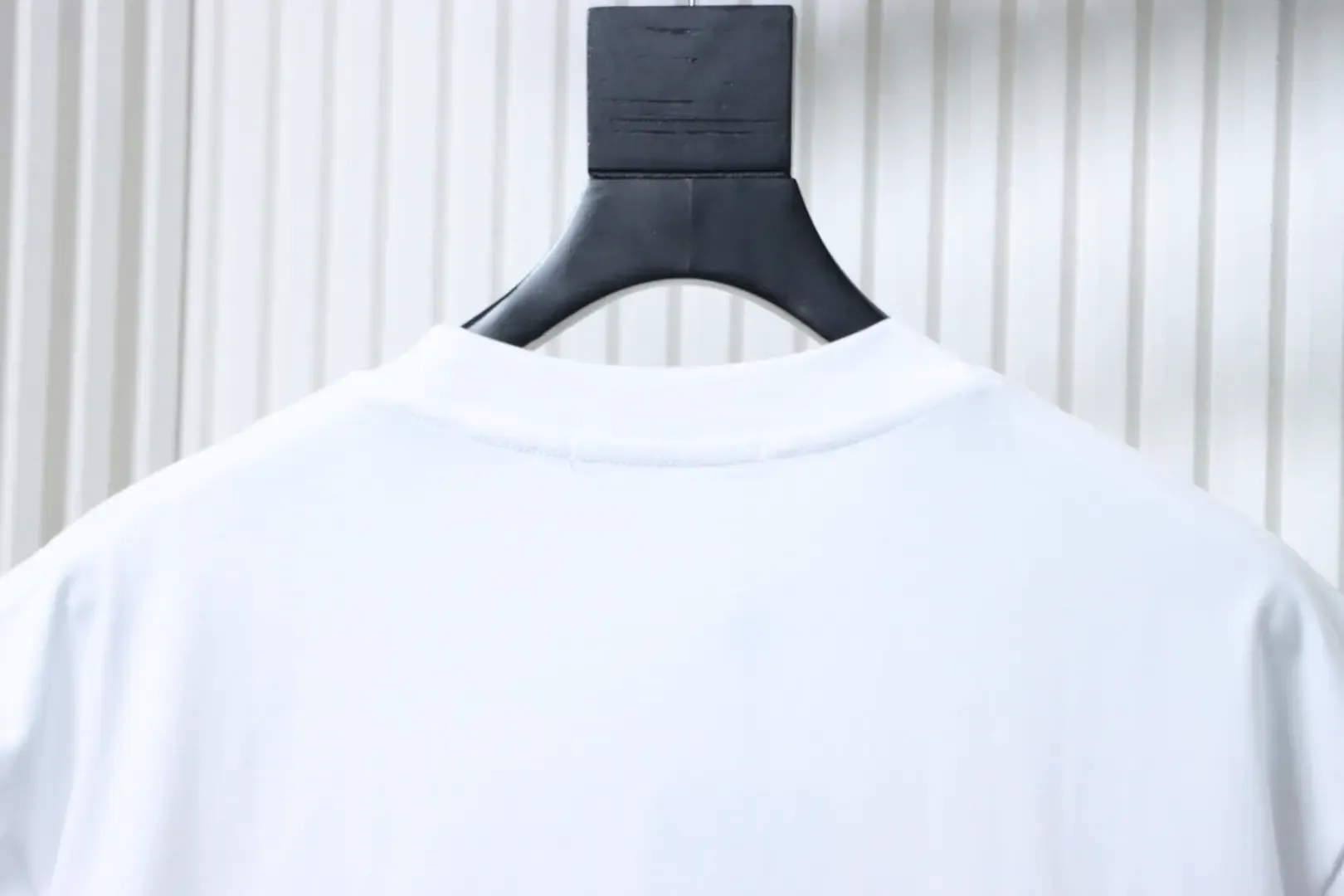 2026 New Sneakers In A New Style With Embroidered Four-Leaf Clover And Letter Logo - etkick reps