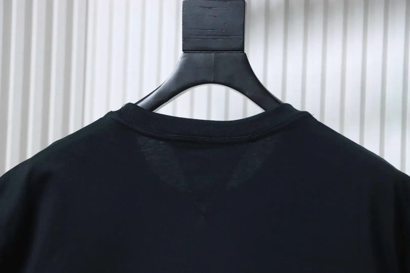 B.V. Short Sleeved Shirt With Rabbit Pattern - Image 6