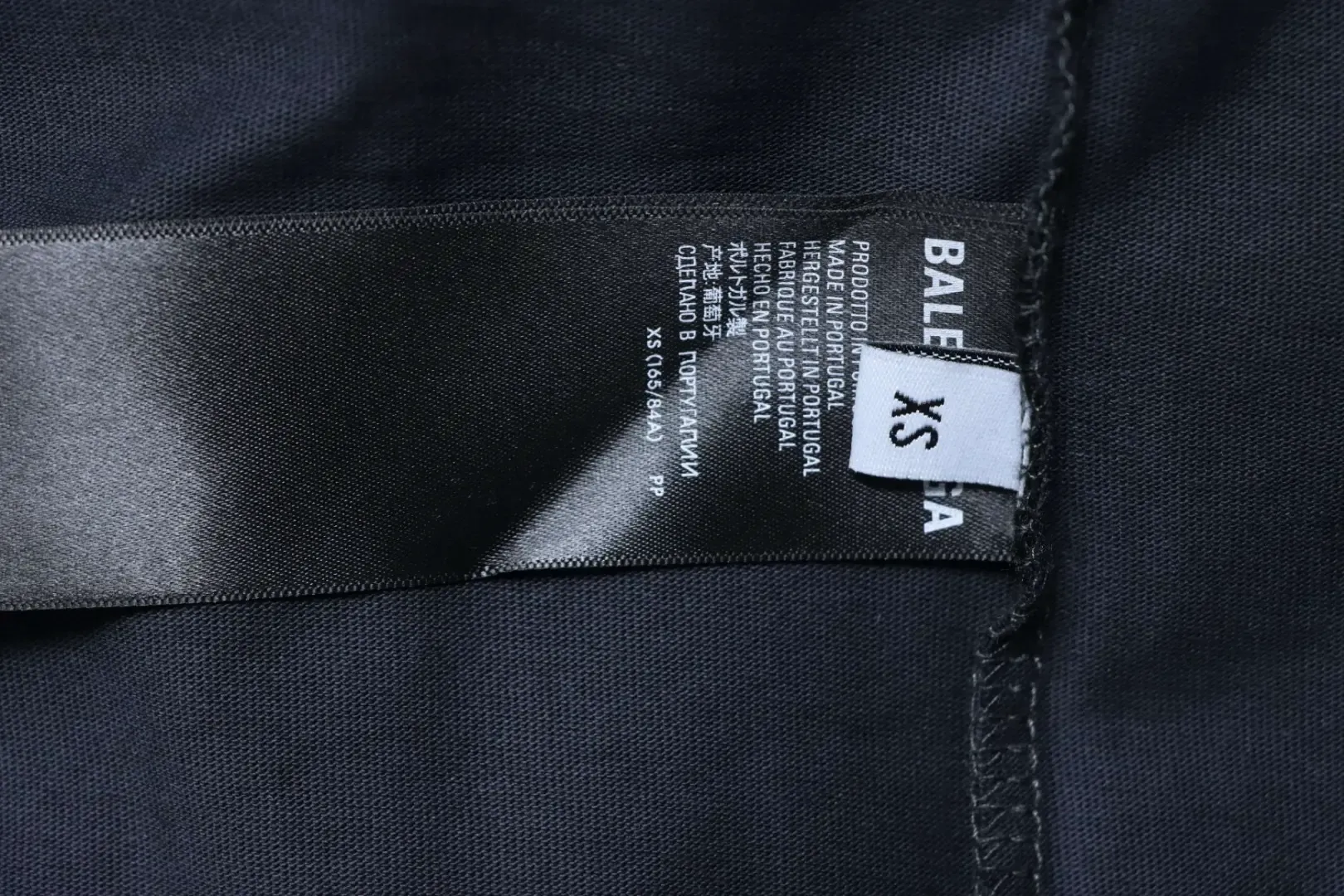 Balenciaga ShortvSleeved With Earth Print And Rips - etkick reps