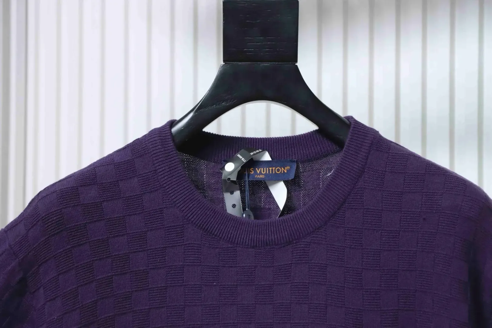 LU Shirt Jacquard Top With A Subtle Check Pattern And Letter Embroidery - Image 3