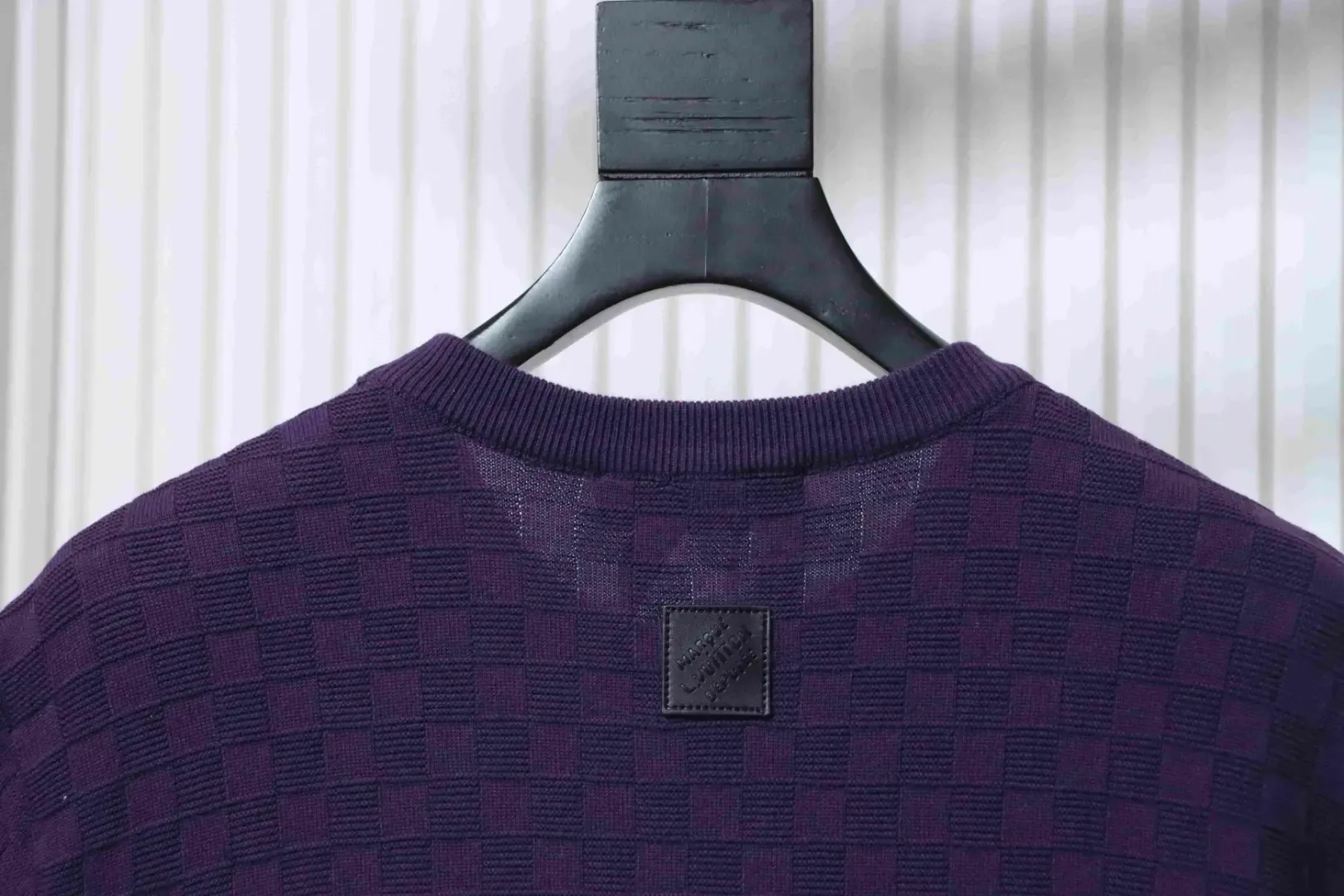 LU Shirt Jacquard Top With A Subtle Check Pattern And Letter Embroidery - Image 4