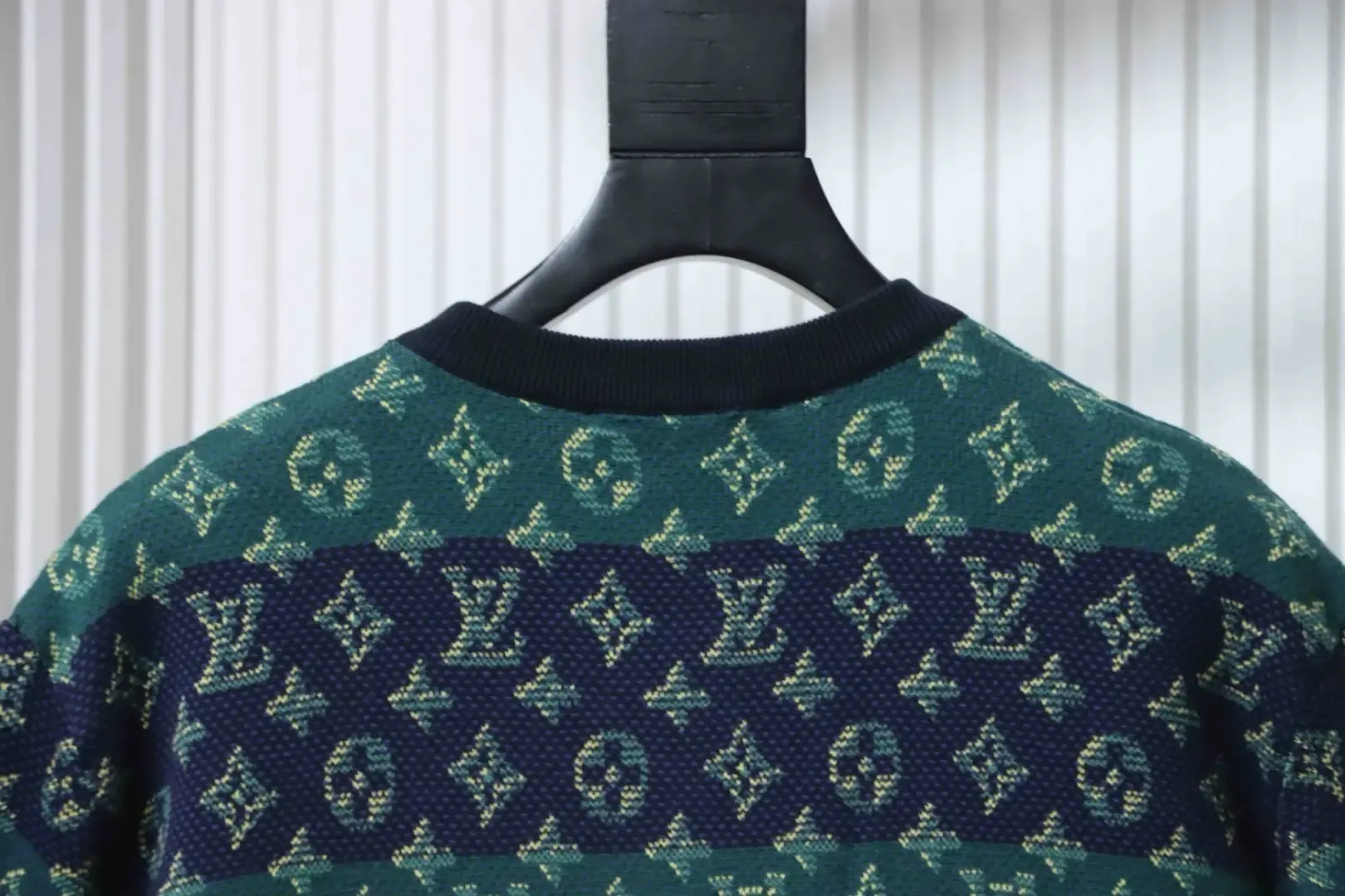 LU Short-Sleeve Jacquard Knit Top Color-Block - Image 4