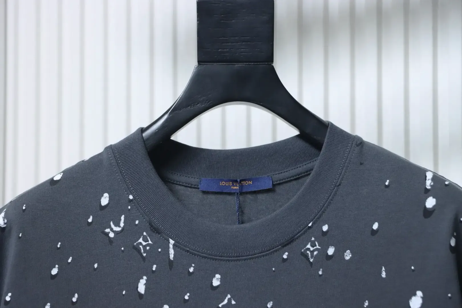 LU T-Shirt with monogram drop pattern - etkick reps