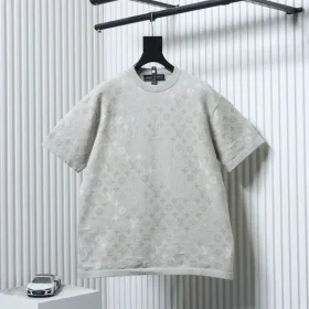 LU T-shirts Top With An All-Over Jacquard Knit Pattern