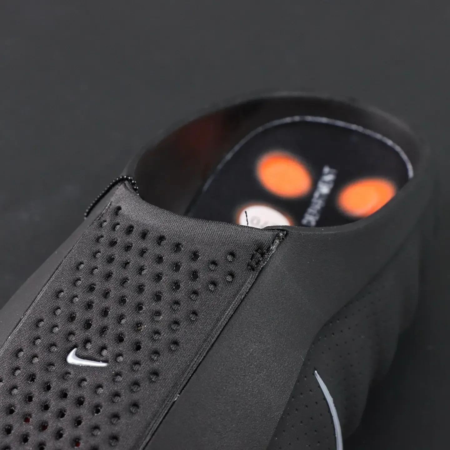 Nike Mind 001 High-Tech Foot Massage Slippers Black - etkick reps