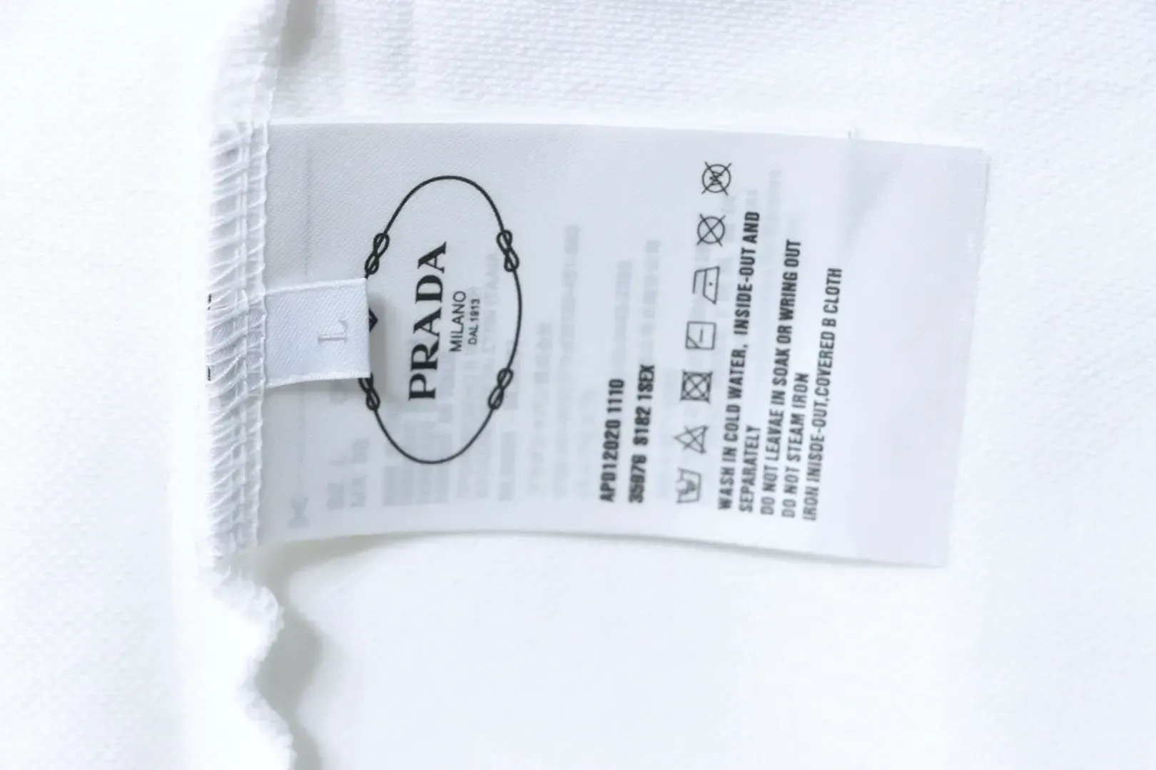 P10da Polo Shirt With A Triangular Logo On The Chest XXL - Image 9