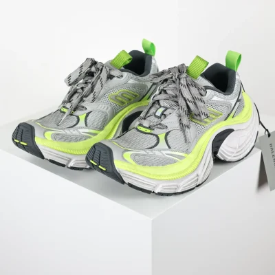 Balenciaga 6XL Sneakers Distressed – Pearl Glass Green - etkick reps