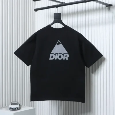 Short-sleeved T-shirt with reflective triangle motif - etkick reps